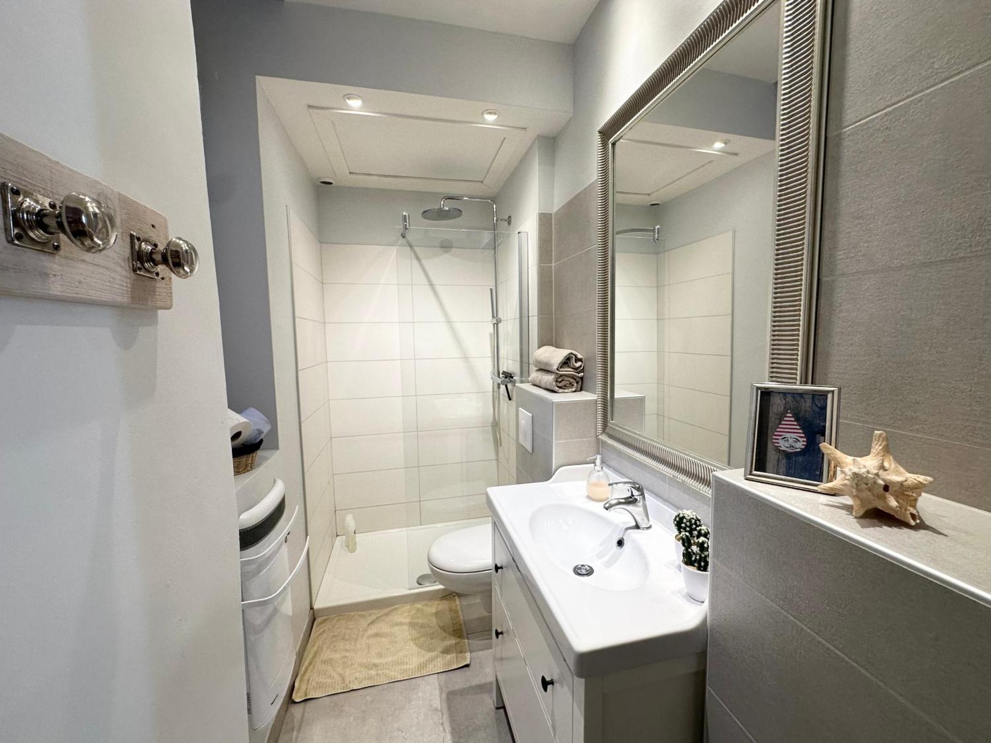 Appartement Le Bourg Hypercentre Wifi Rodez Exterior photo